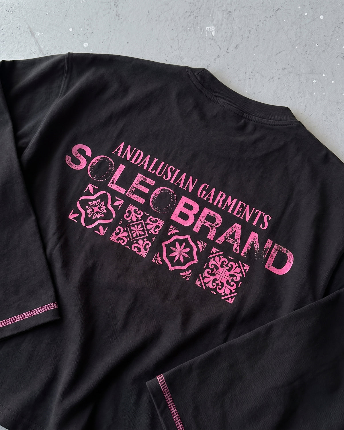 ANDALUSIAN TILES LONGSLEEVE